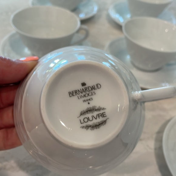 Bernardaud Louvre Tea Cup & Saucer Set of 8 - Picture 5 of 5